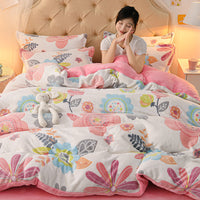 HKM-647571 Coral Velvet Double-Sided Bedding Set with Cartoon Patterns, 4-Piece Collection for Various Bed Sizes