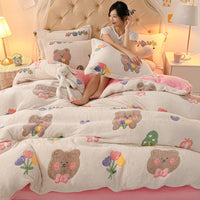 HKM-647571 Coral Velvet Double-Sided Bedding Set with Cartoon Patterns, 4-Piece Collection for Various Bed Sizes
