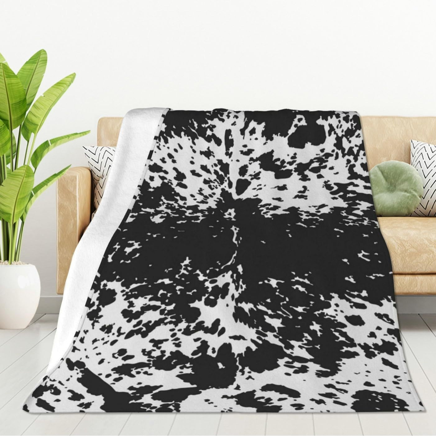 HKM-652499 Cows Pattern Printed Flannel Blanket, 100X150cm, Multiple Color Options Available