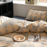 HKM-653331 Four-Piece Bedding Set with Quilt Cover, Bed Sheet, and Pillowcases - Multiple Floral and Checkerboard Designs for 1.5m and 1.8m Beds