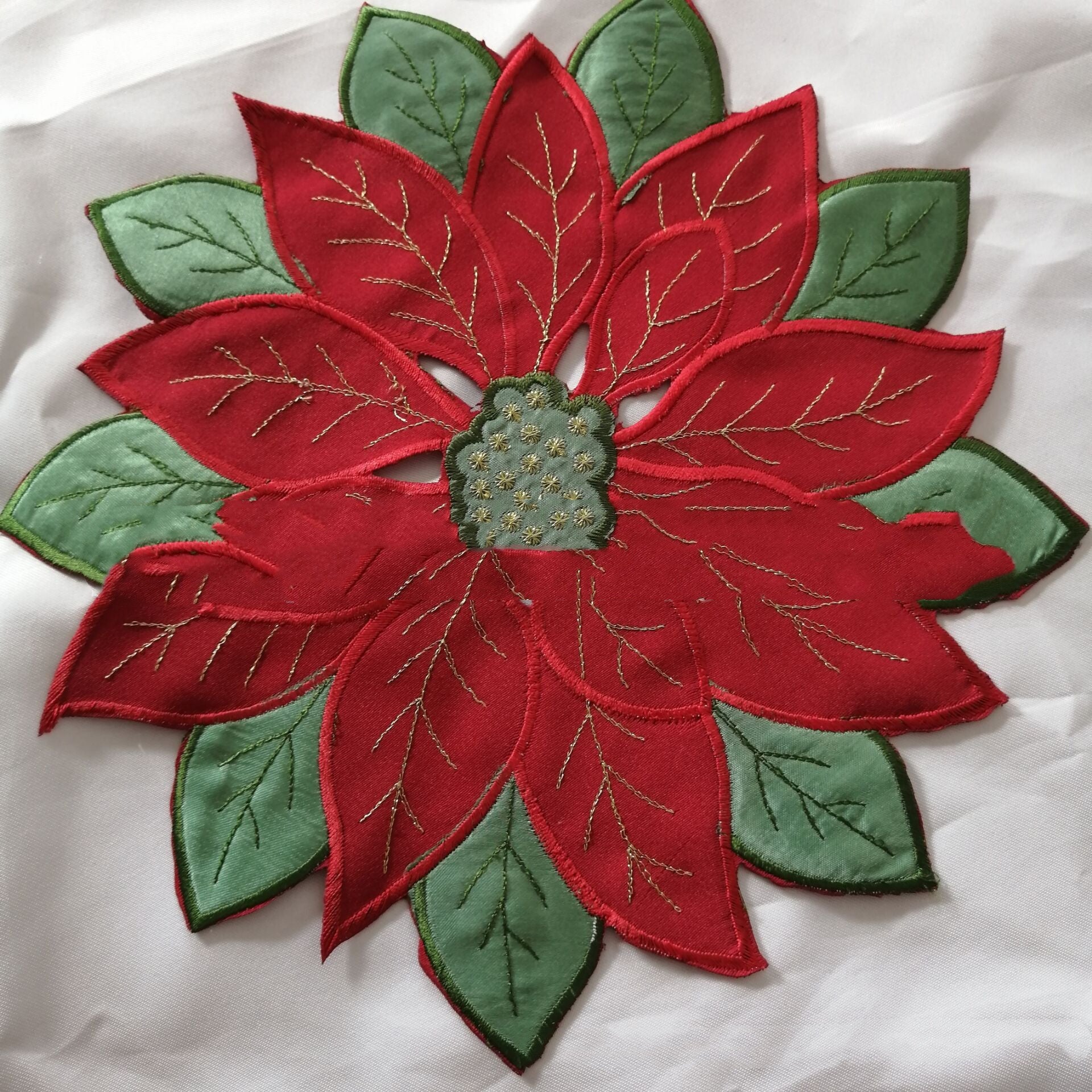 HKM-655443 Christmas Round Tablecloth with Embroidered Leaves and Floral Design, Multiple Sizes Available