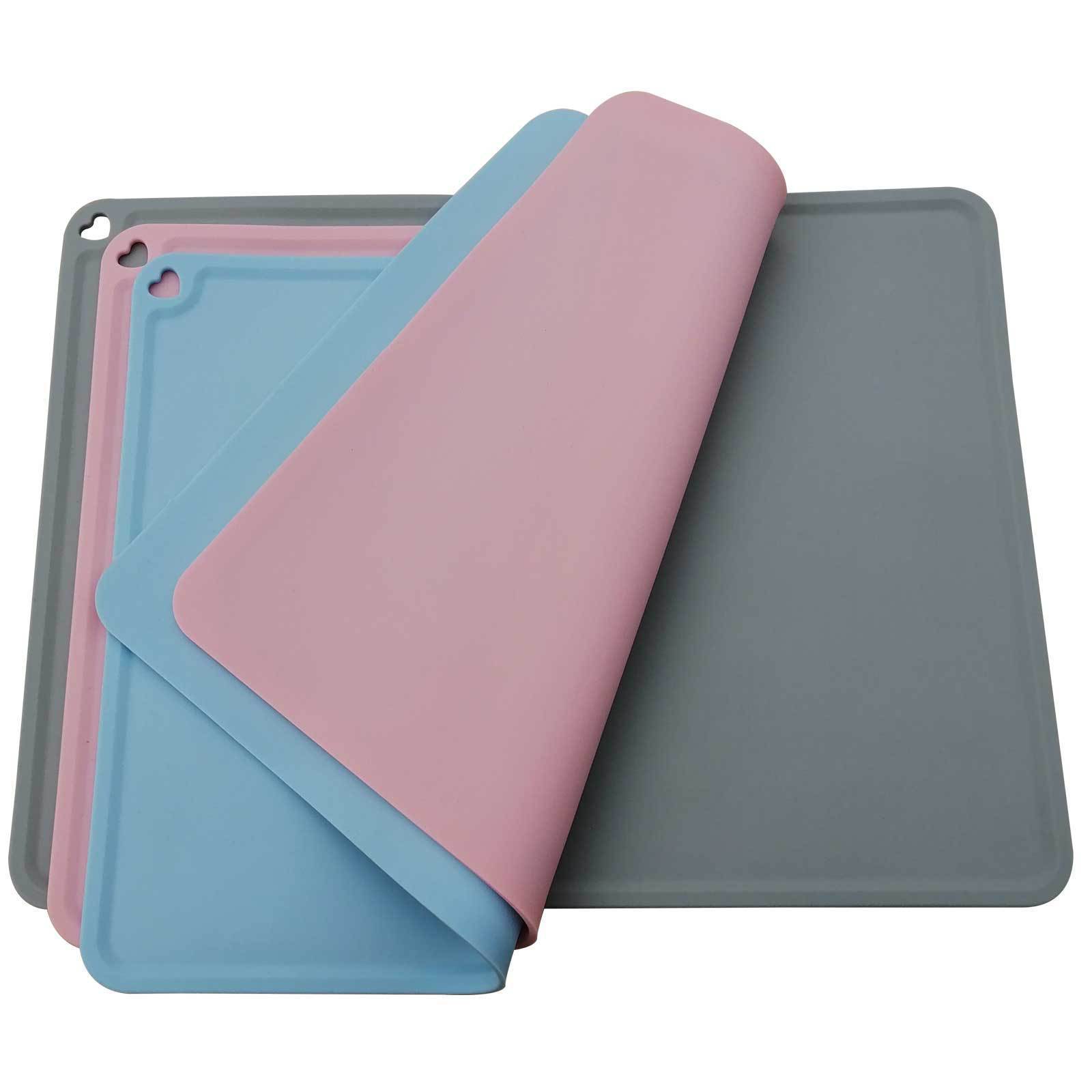 HKM-658003 Heart-Shaped Food Grade Silicone Meal Mat for Kids - Modern Design in Blue, Pink, Gray, Black