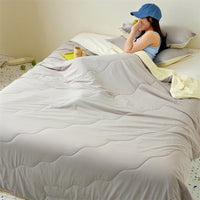 HKM-658451 Cool Ice Silk Summer Blanket with Soybean Fiber Filling in Multiple Sizes