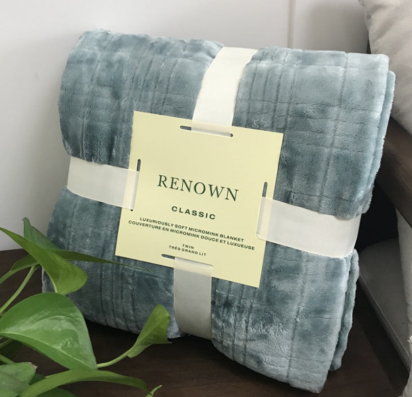 HKM-662227 Lightweight Coral Fleece Flannel Blanket for Office and Summer Use - Multiple Sizes Available