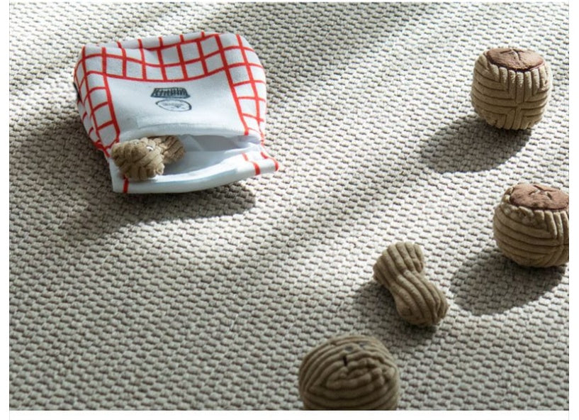 HKM-662355 Korean Walnut Peanut Sniffing Toy for Dogs with Hidden Treats and Sounding Features