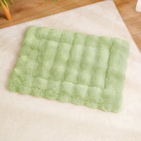 HKM-667475 Winter Warm Plush Cat Mat with Anti-Slip Base and Thick Padding for Cozy Sleeping