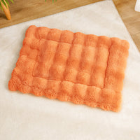 HKM-667475 Winter Warm Plush Cat Mat with Anti-Slip Base and Thick Padding for Cozy Sleeping