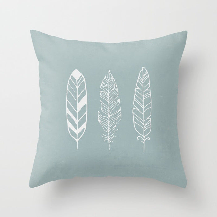 HKM-671187 Peacock Feather Ethnic Style Pillowcase with Polyester and PP Cotton Filling - 45x45cm