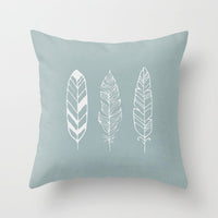 HKM-671187 Peacock Feather Ethnic Style Pillowcase with Polyester and PP Cotton Filling - 45x45cm