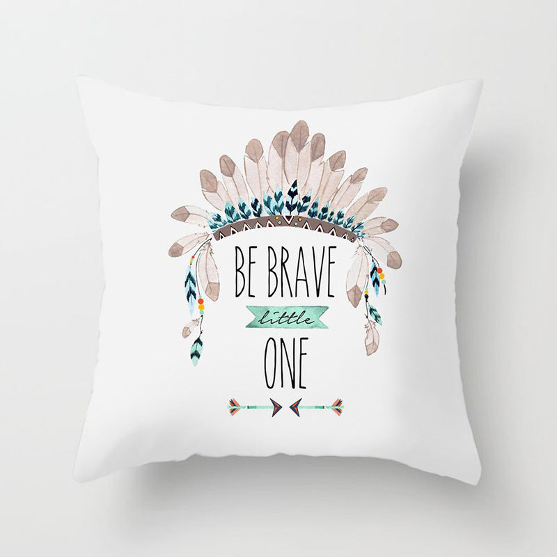 HKM-671187 Peacock Feather Ethnic Style Pillowcase with Polyester and PP Cotton Filling - 45x45cm