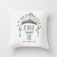 HKM-671187 Peacock Feather Ethnic Style Pillowcase with Polyester and PP Cotton Filling - 45x45cm