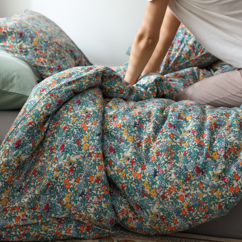 HKM-678035 Cotton Floral Quilt Cover Set with Knitted Fabric, Pillowcase & Sheet for Comfortable Sleep