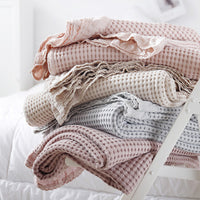 HKM-680339 Waffle Towel Quilt Blanket - Soft Cotton Sofa Throw in Pink, Dark Pink, Grey, Beige