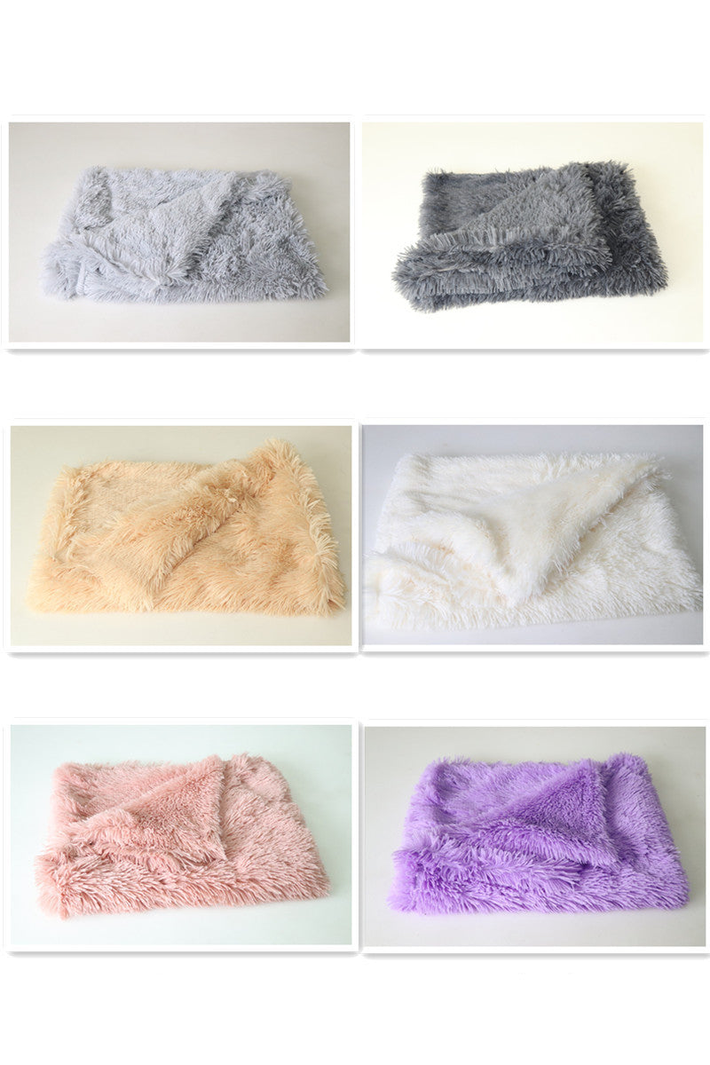 HKM-680531 Cozy Wool and Polyester Pet Blanket for Dogs and Cats - Soft, Durable, Multi-Season Use