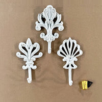 HKM-682003 European Style Wall-Mounted Retro Iron Hooks for Outdoor Decoration