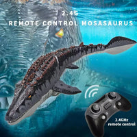 HKM-682899 Waterproof Remote Control Canglong Boat with Water Spray Feature for Outdoor Fun, Ages 5 and Up