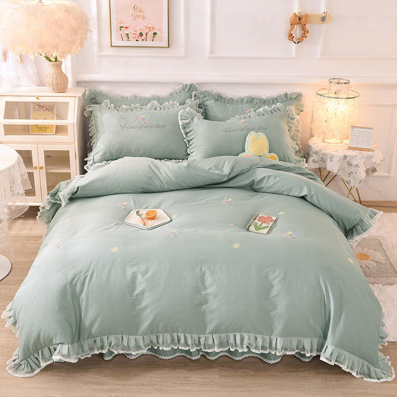 KTX-684435 Summer Ruffled Cotton Four-Piece Bedding Set with Heart Embroidery and Floral Quilt Cover