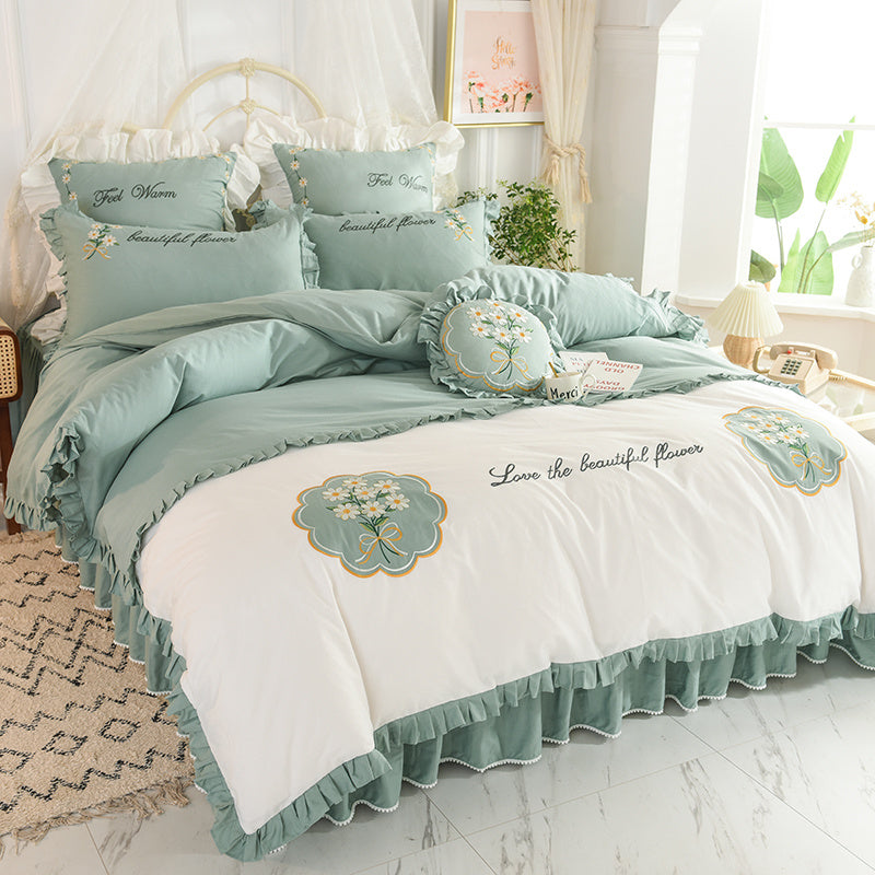 KTX-684435 Summer Ruffled Cotton Four-Piece Bedding Set with Heart Embroidery and Floral Quilt Cover