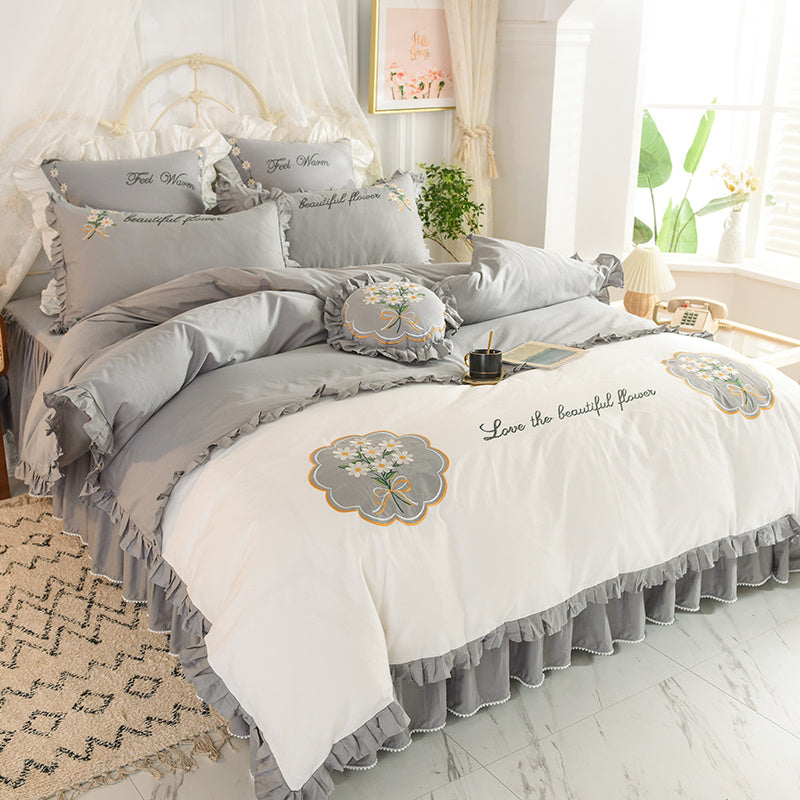 KTX-684435 Summer Ruffled Cotton Four-Piece Bedding Set with Heart Embroidery and Floral Quilt Cover