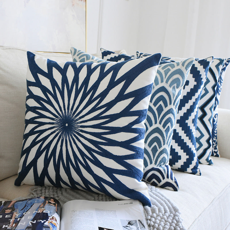 HKM-685011 Chinese Classical Embroidered Cushion Cover 45cm x 45cm, PP Cotton Pillowcase
