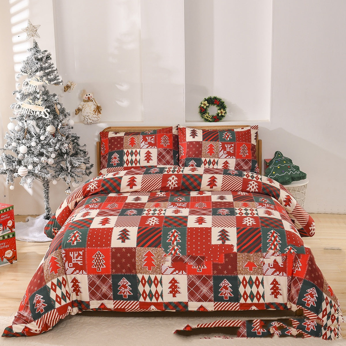 HKM-686931 European Style Red Down Quilt Cover Set with Pillowcases - Multiple Sizes Available