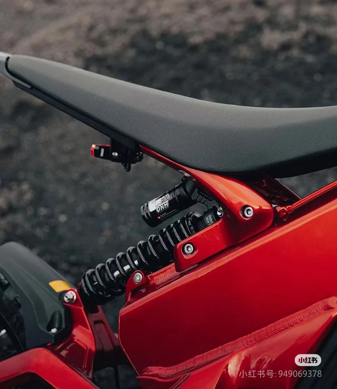 KTX-689619 Talaria XXX Electric Dirt Bike, 6500W Mid-Drive, 60V, 40Ah, 75km/h, Dual Hydraulic Suspension