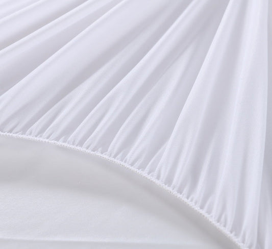 HKM-692691 White Knitted Fabric Bedspread and Mattress Protector for 1.8m Beds, Multiple Sizes Available