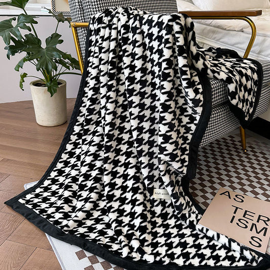 HKM-696147 Cozy Coral Fleece Blanket in Houndstooth or Checkerboard Print - Multiple Sizes Available