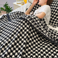 HKM-696147 Cozy Coral Fleece Blanket in Houndstooth or Checkerboard Print - Multiple Sizes Available
