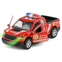 HKM-700243 1:32 Scale Toy Pickup Truck Die-Cast Model Car with Pull Back Function, Opening Doors, Light & Music