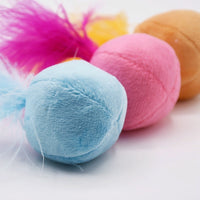 HKM-700883 Vocal Catnip Cat Claw Toy Ball with Feather - Soft Crystal Flannel & Fiber Cotton, 14G Diameter