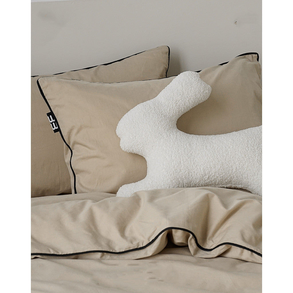 HKM-701907 Special-Shaped Black and White Plush Cushion Pillow – 40x46CM Fashion Design