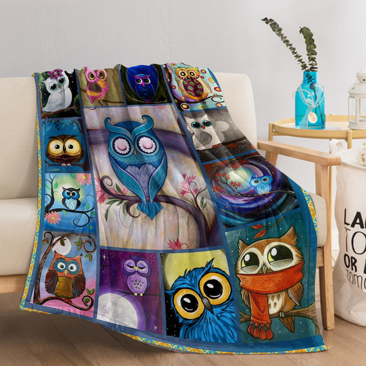 HKM-703571 Soft Flannel Owl Pattern Multifunctional Blanket for Home, Outdoor, Beach, and Camping Use