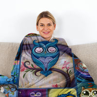 HKM-703571 Soft Flannel Owl Pattern Multifunctional Blanket for Home, Outdoor, Beach, and Camping Use