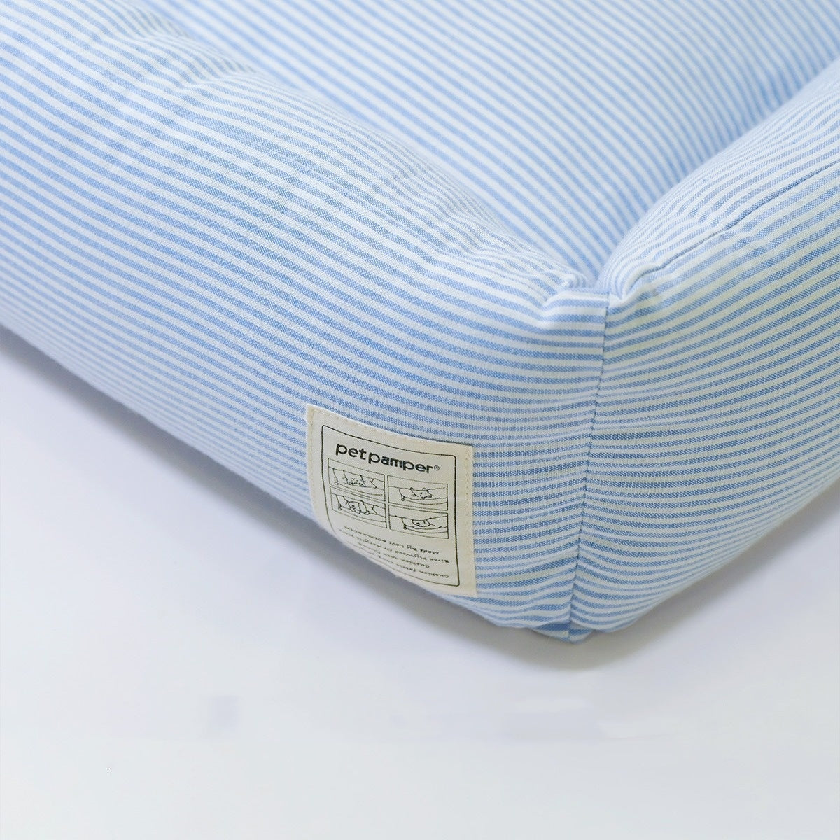 HKM-707475 Foldable Warm Cat Nest with Striped Lining in White and Blue, Free Size Cloth Bed
