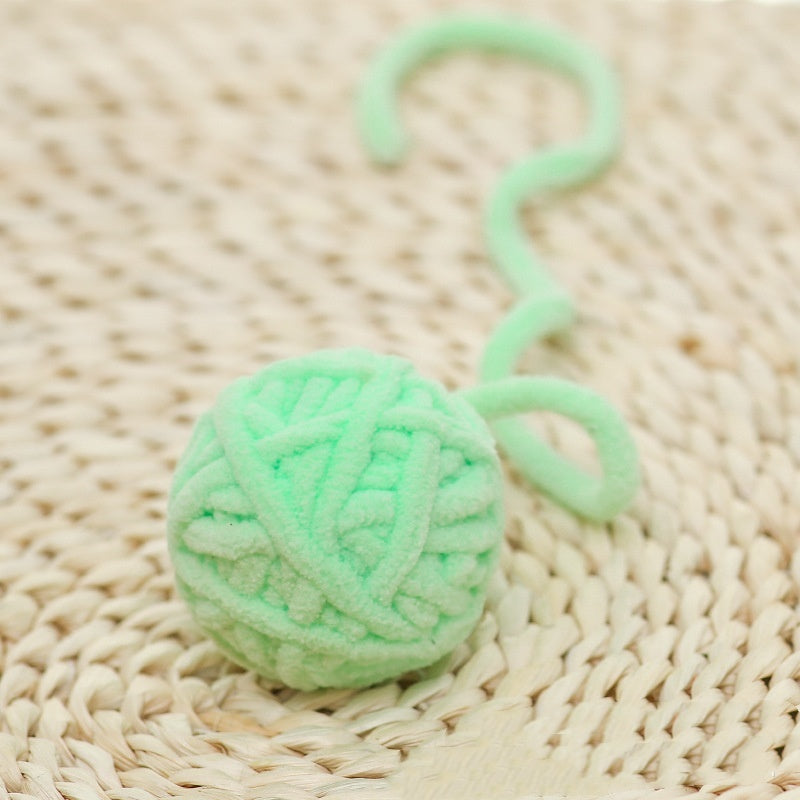 HKM-707795 Cat Large Funny Self-relief Toy Handmade Woolen Yarn Ball