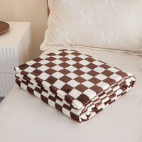 HKM-708499 Checkered Flannel Blanket - Thick Polyester Fiber for All Seasons (100x150cm)