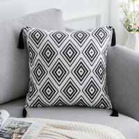HKM-709715 Retro Geometric Abstract Velvet Pillowcase for Stylish Home Decor