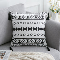 HKM-709715 Retro Geometric Abstract Velvet Pillowcase for Stylish Home Decor