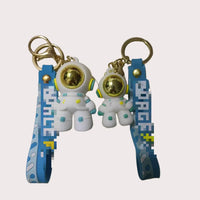 HKM-710483 3D Cartoon Bear Keychain in Silicone for Men and Women, Fashionable Key Pendant for Bags and Cars