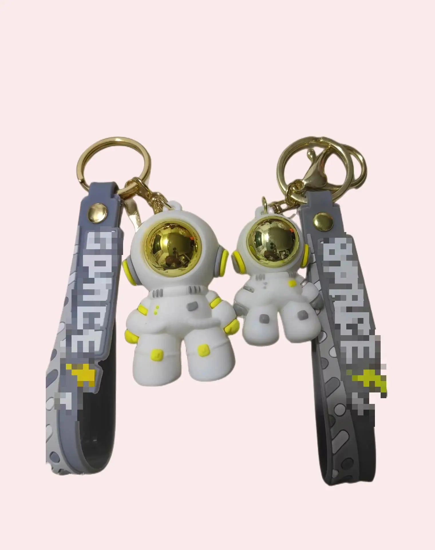 HKM-710483 3D Cartoon Bear Keychain in Silicone for Men and Women, Fashionable Key Pendant for Bags and Cars