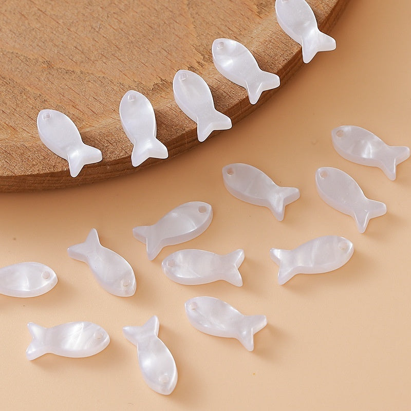 KTX-713619 Apple and Fish Shape Decorative Buckles for Kids' Coats - Metal Buttons in Various Sizes