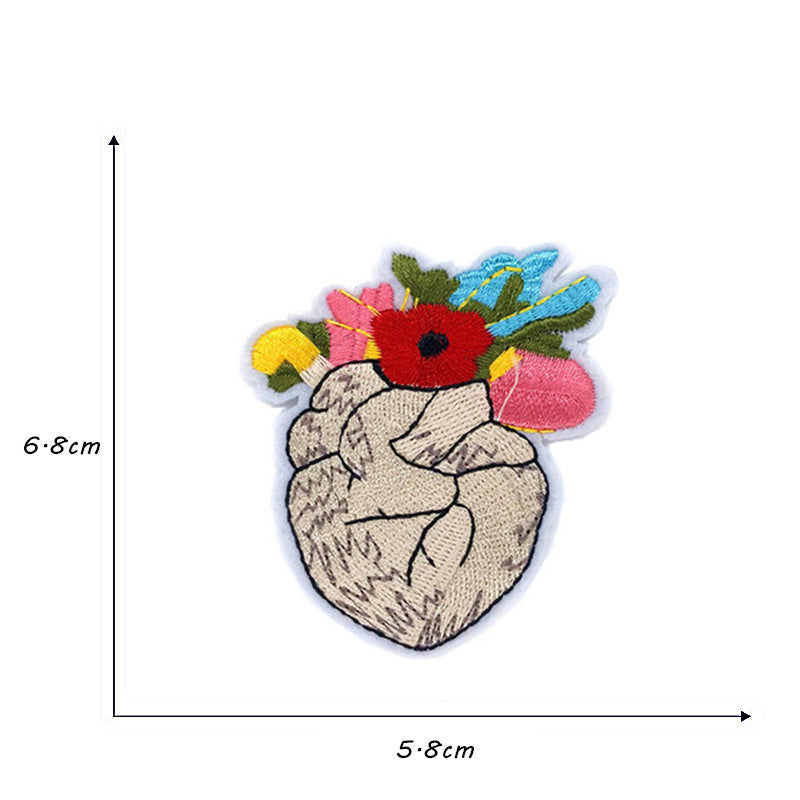 HKM-714771 Embroidered Polyester Fabric Sticker for Car Sun Love Decorations