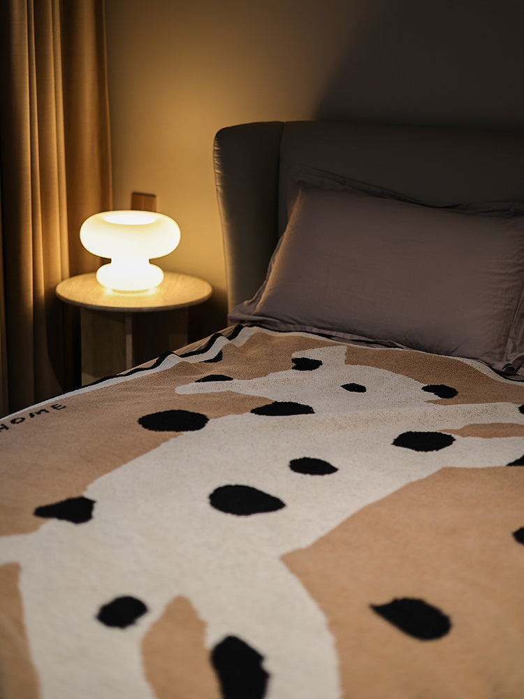 HKM-714899 Half Fleece Blanket for Comfort and Warmth, Geometric Design, 160x105cm, Ideal for Living Room