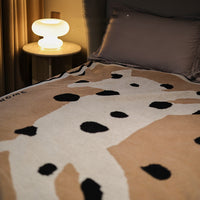 HKM-714899 Half Fleece Blanket for Comfort and Warmth, Geometric Design, 160x105cm, Ideal for Living Room