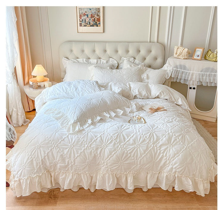 HKM-716243 Washed Cotton Four-Piece Duvet Cover Set with Heart Embroidery and Lace