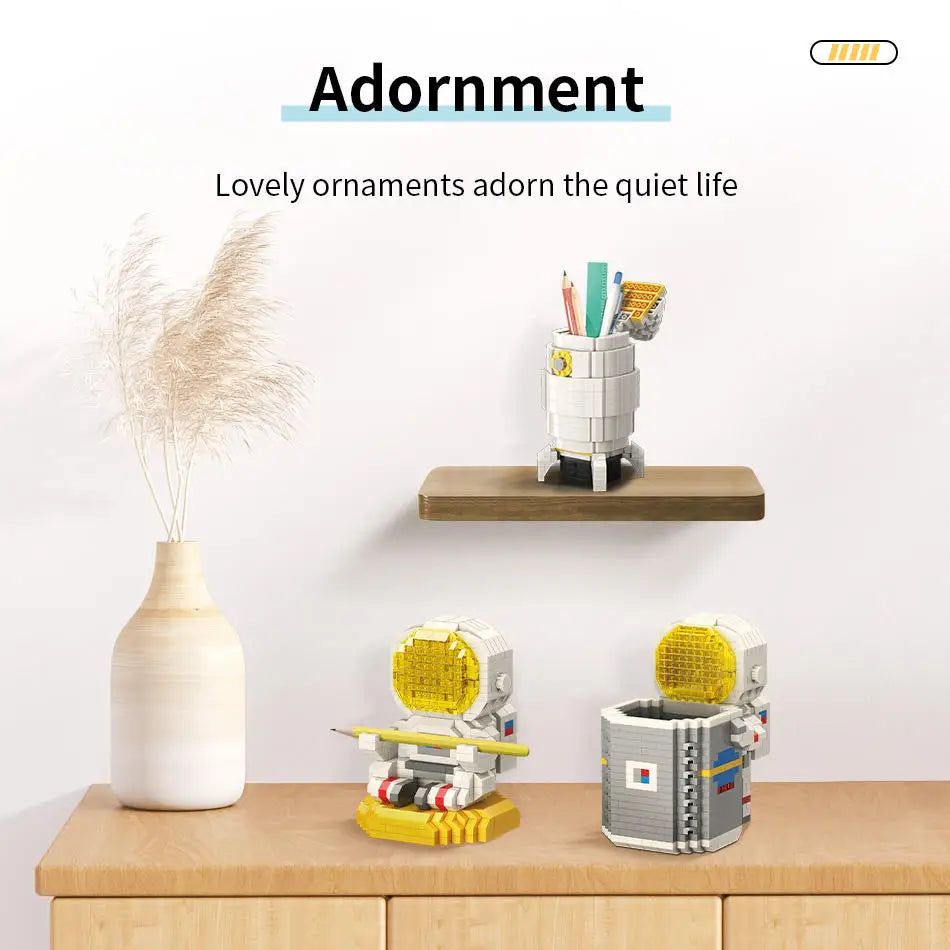 HKM-721427 DIY 2-in-1 Astronaut Pen Holder Building Blocks Set - Space Theme Educational Toy for Ages 8+