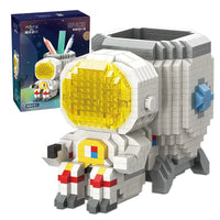 HKM-721427 DIY 2-in-1 Astronaut Pen Holder Building Blocks Set - Space Theme Educational Toy for Ages 8+