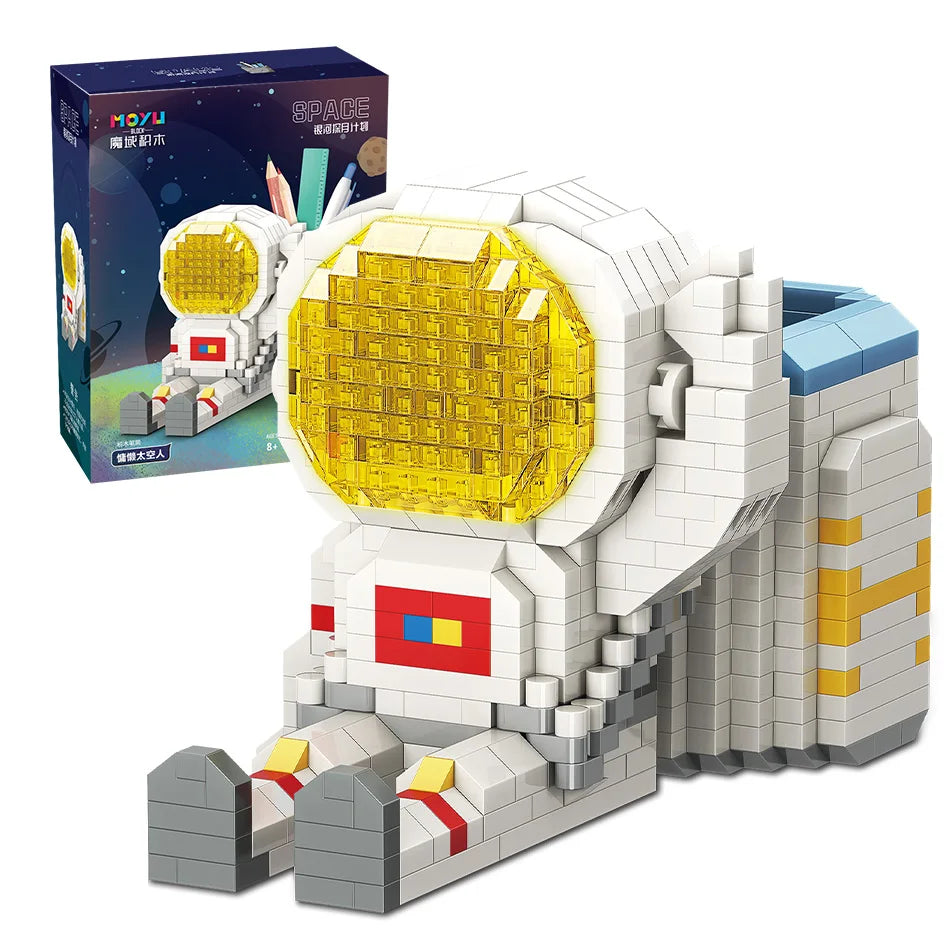 HKM-721427 DIY 2-in-1 Astronaut Pen Holder Building Blocks Set - Space Theme Educational Toy for Ages 8+