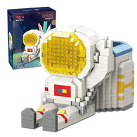 HKM-721427 DIY 2-in-1 Astronaut Pen Holder Building Blocks Set - Space Theme Educational Toy for Ages 8+